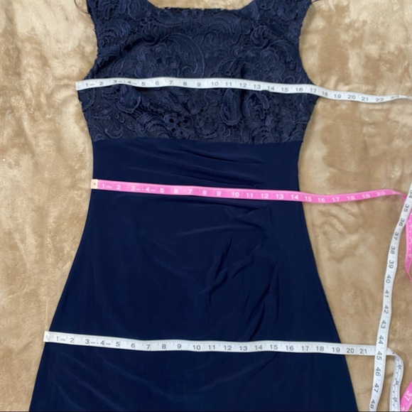 Alex Evenings Soutache Floral Lace Boat Neck Cowl Back Cap Sleeve Ruched Gown - Picture 7 of 10